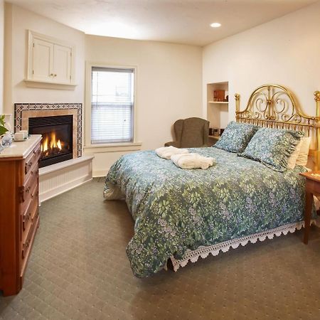 Washington House Inn Cedarburg Екстериор снимка