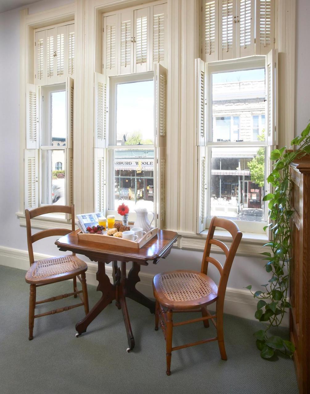 Washington House Inn Cedarburg Екстериор снимка