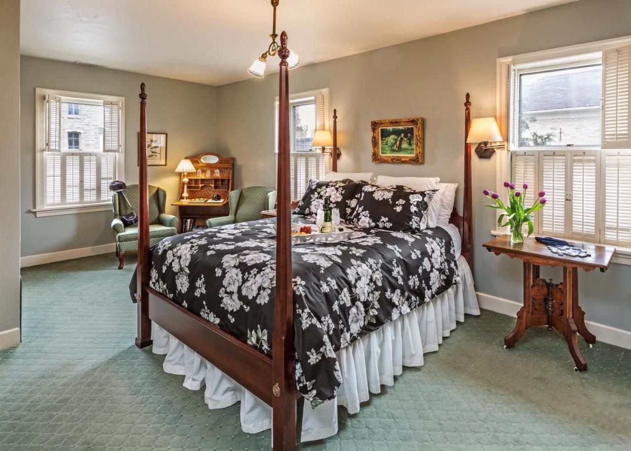 Washington House Inn Cedarburg Екстериор снимка